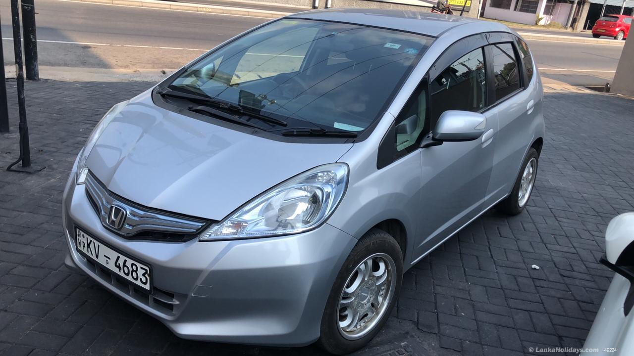 Sri Lanka Car Rentals/Hire - HONDA FIT Car for Rental